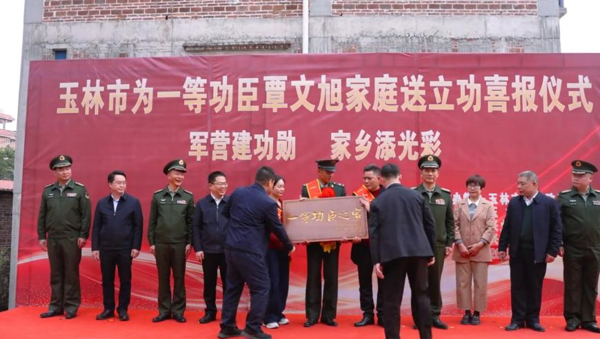 杭州高中周末双休遭家长反对,香港兔费公开资料大全,经典解释落实_精英版V8.33
