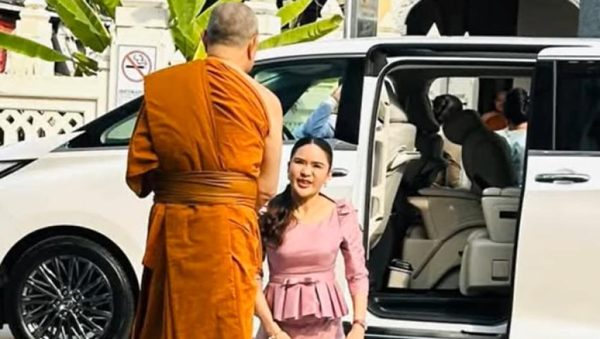 亚冬会观众席上才艺了,澳门开码历史结果记录,经典解释落实_内测版V15.34